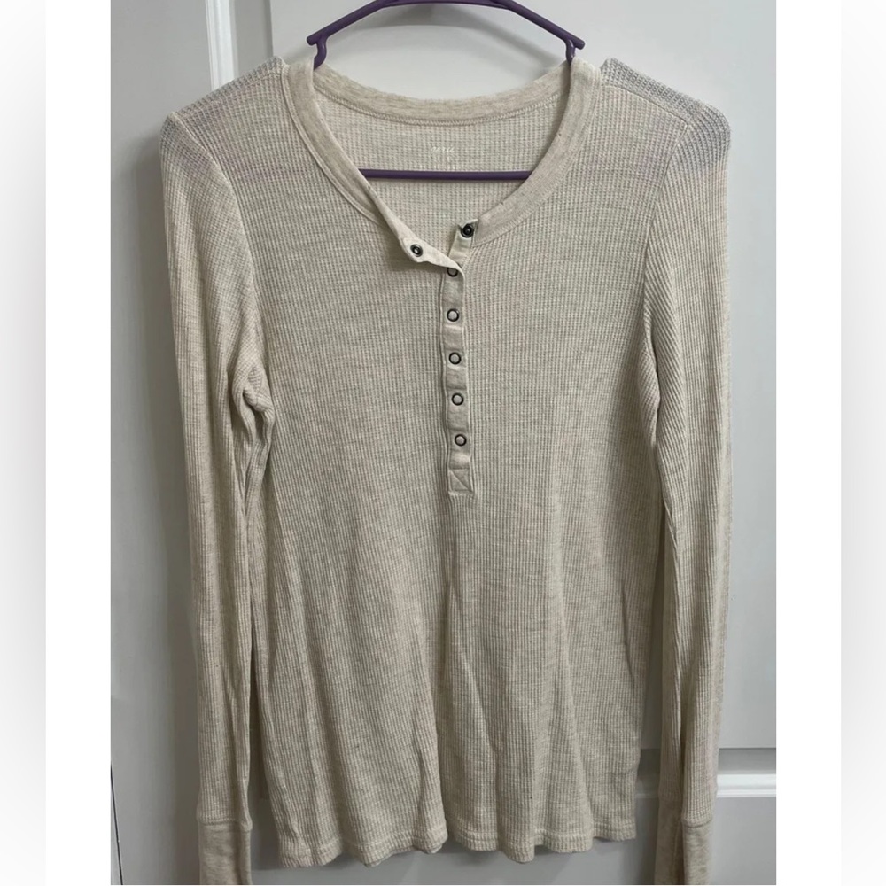 Aerie Henley